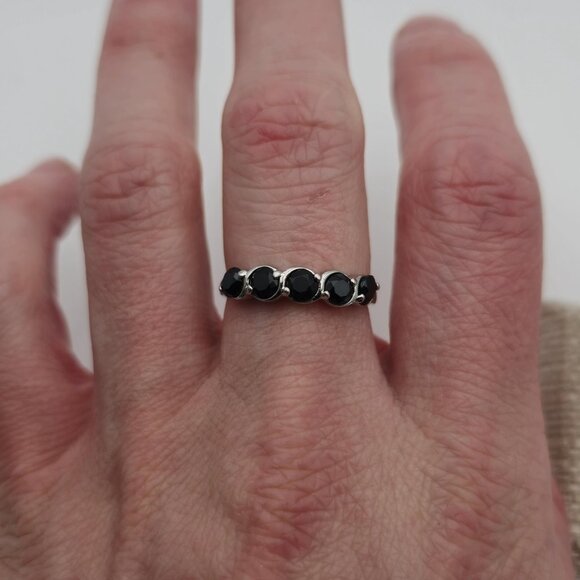 Size 8.75 Sterling Silver Black Spinel Unique Band Ring A3669 - Picture 5 of 9